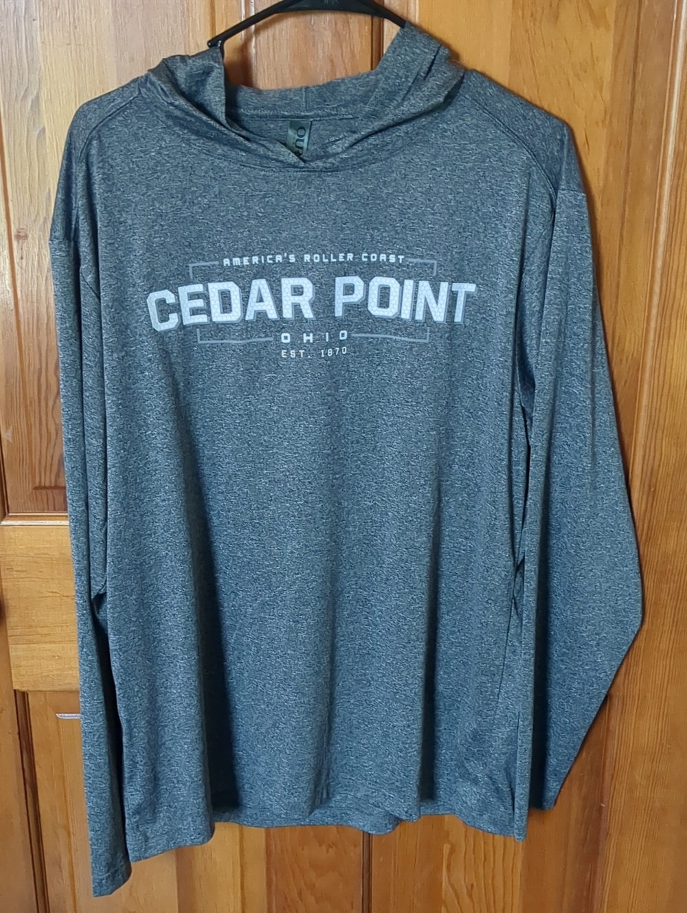 Men's Cedar Rapids Hoodie Size Medium Lightweight